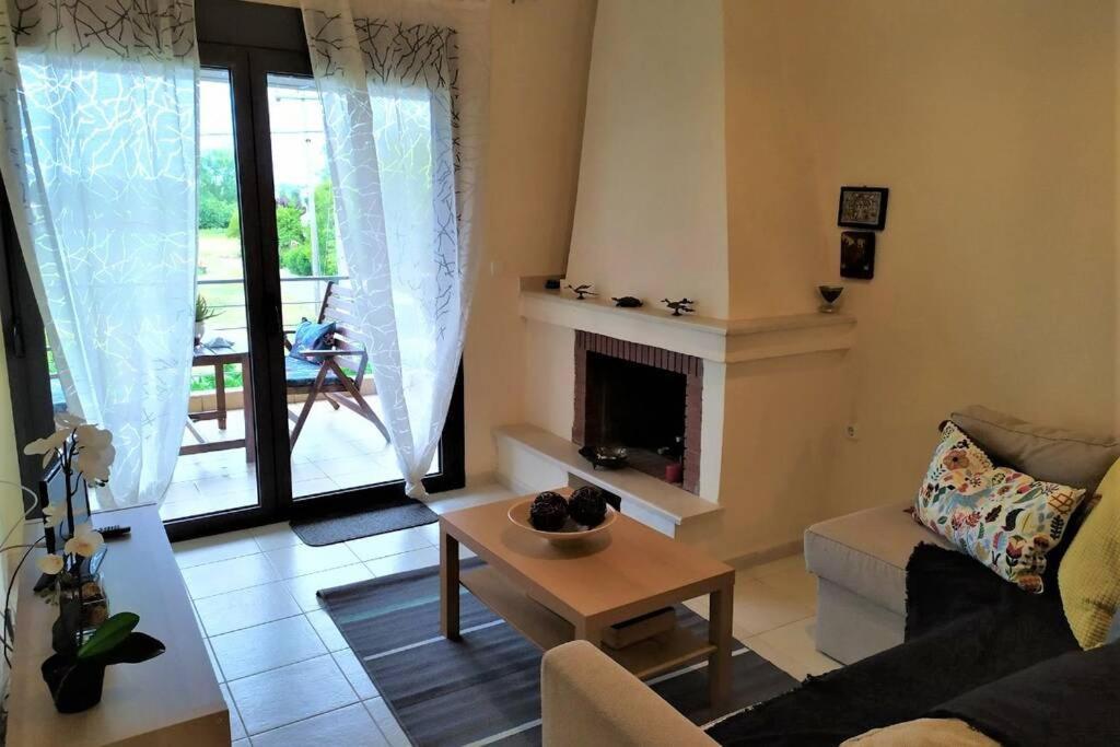 Maria'S House Apartment In Skala Fourkas Luaran gambar